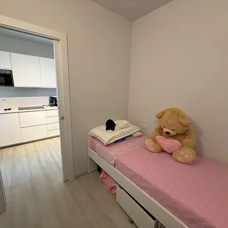 Luxury View 2 Bed Паденге-суль-Гарда