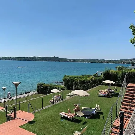 Luxury View 2 Bed Апартаменты